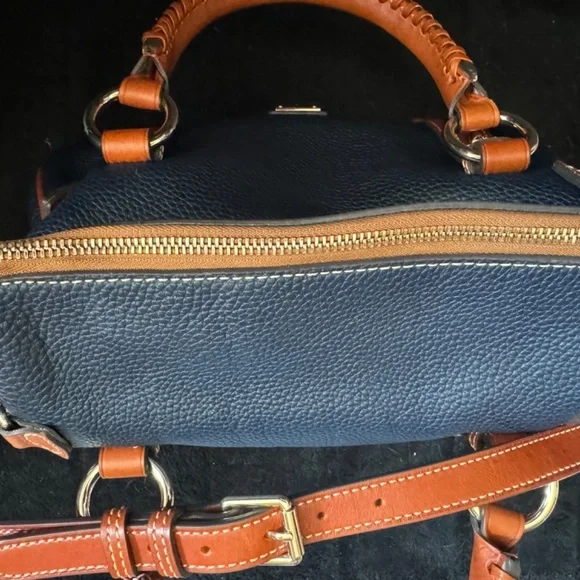 Dooney & Bourke Pebble Grain Navy Satchel - Used only 2 days! - Picture 5 of 16